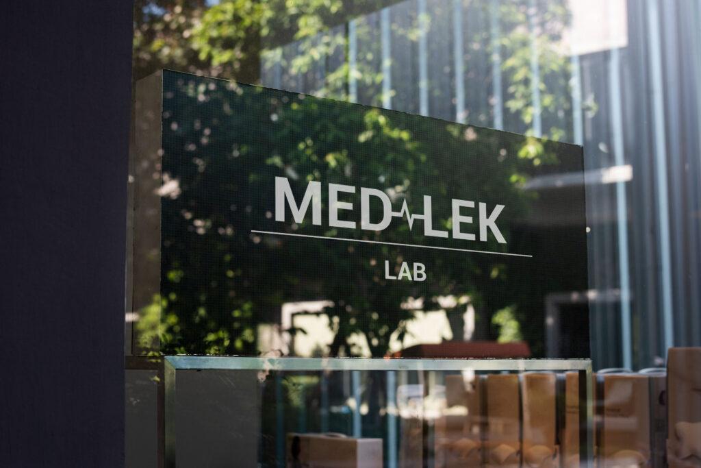 MED-LEK LAB - Budynek firmy